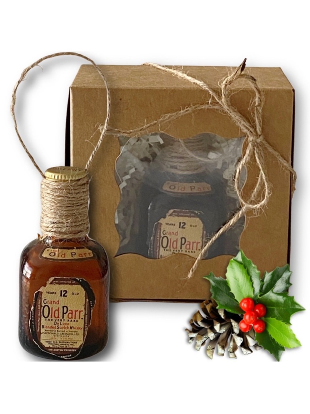 Grand Old Parr Scotch Whisky Artisan Vintage Miniature Glass Bottle Ornament